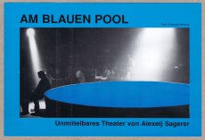 Flyer-Am-blauen-Pool